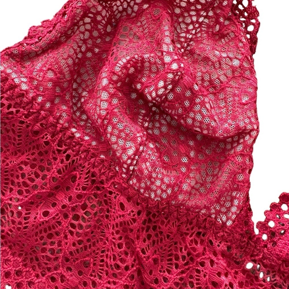 Victoria's Secret Raspberry Lace Bralette - Picture 3 of 4